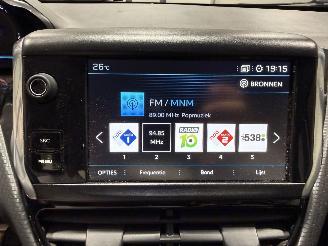 Peugeot 2008 1.2PT 96kW Clima Allure picture 35