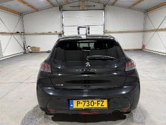 Peugeot 208 1.2PT 74kW Allure Pack picture 7
