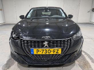 Peugeot 208 1.2PT 74kW Allure Pack picture 23