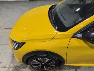 Peugeot e-208 50kWh 100kW EV GT Pack picture 17