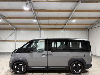 Kia PV5 71.2kWh 120kW Passenger Elite Executive picture 8