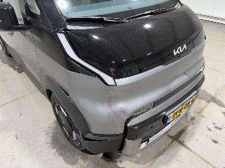 Kia PV5 71.2kWh 120kW Passenger Elite Executive picture 17