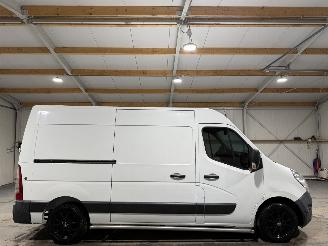 Vaurioauto  commercial vehicles Renault Master 2.3Dci 125kW Automaat L2/H3 2018/4