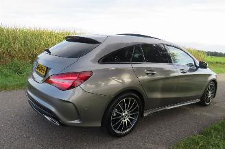 Schadeauto Mercedes Cla-klasse 200 D Automaat 136pk Shooting Break AMG Edition Glasendak [ Facelift model 2018/11