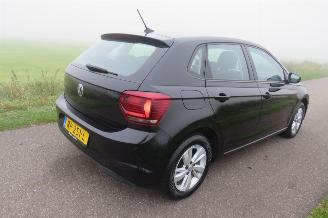 krockskadad bil auto Volkswagen Polo 1.0 TSi 95pk Euro 6 5drs Airco Navigatie 2018 topstaat  rijdbaar koelers oke 2018/6