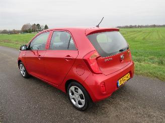 Auto incidentate Kia Picanto 1.0 CVVT ISG 69pk 170.000km 5Drs  Airco   2013 2013/9
