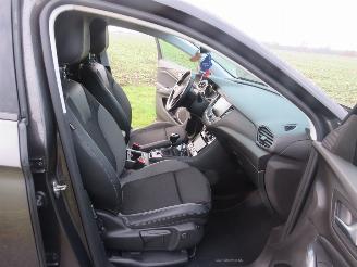 Opel Grandland X 1.2 Turbo 131pk Innovation MPV  130.000km Navigatie Clima   2018 vol optie picture 3