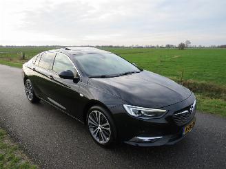 Schadeauto Opel Insignia GRAND SPORT 1.5 165pk Turbo Euro 6 Innovation Camera Leer   5drs 2017/12
