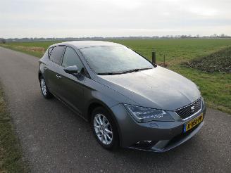 Unfallwagen Seat Leon 14 TSi  122pk Style navigatie Airco stoelverwarming  topstaat 2013 2013/3