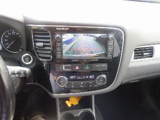 Mitsubishi Outlander 2.0  121PK PHEV 4X4 PLUG IN  HYBRIDE EXECUTIVE X LINE EDITION 2015  CAMERA picture 4