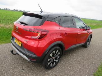 krockskadad bil auto Renault Captur 16 E-TECH HYBRID/ ELEKTRIC  2024   Automaat   2024  32.000km Nap Camera Navigatie 2024/4