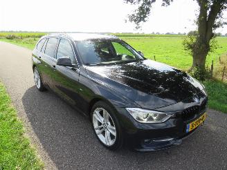 krockskadad bil auto BMW 3-serie Touring 1.6  136pk  Automaat  High Executive 2014  [ zeer luxe uitvoering top staat 2014/6