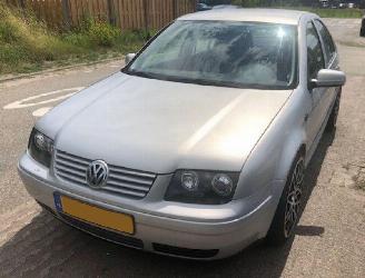 Avarii autoturisme Volkswagen Bora 1.6 1999/3