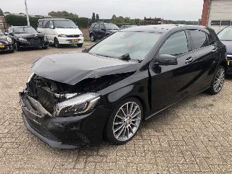 krockskadad bil auto Mercedes A-klasse A 220 d motorsport edition 2016/12