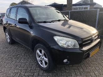 Unfallwagen Toyota Rav-4 RAV4 2.0 VVTi Linea Sol 2006/8