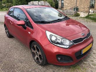 Vaurioauto  passenger cars Kia Rio Rio 1.2 CVVT BusinessLine 2014/10