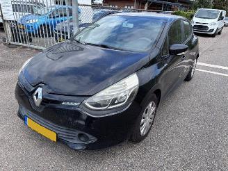  Renault Clio 1.2 collection 2013/8