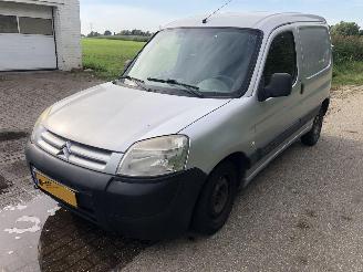 krockskadad bil bedrijf Citroën Berlingo 1.6  HDI  600 2007/11