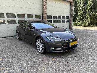 Vaurioauto  passenger cars Tesla Model S 85 Base Pano Leder NAP ! 2015/3