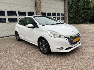 Avarii autoturisme Peugeot 208 1.4 VTi Allure Navi Clima 167095 Km ! 2012/6