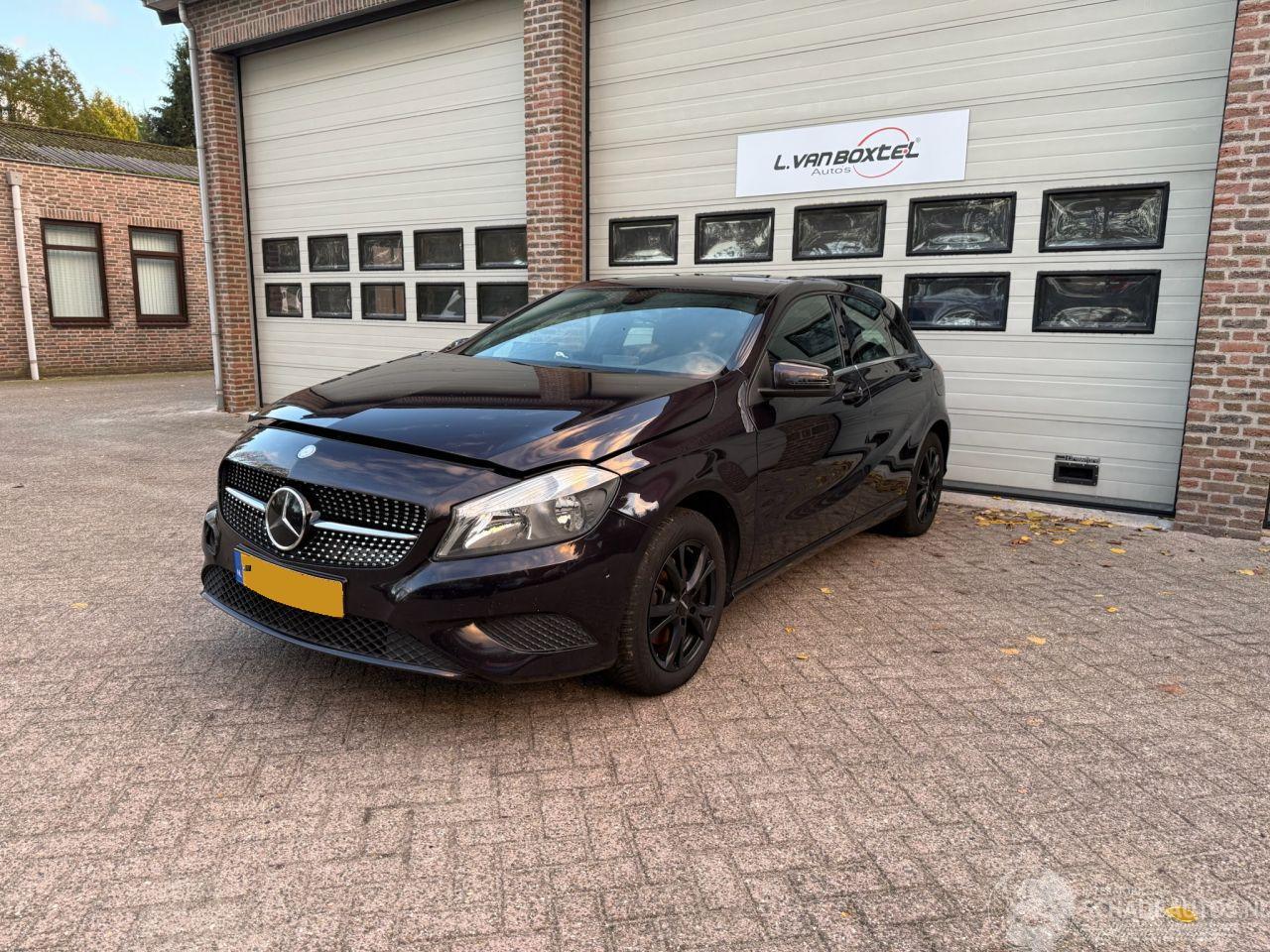 Mercedes A-klasse 200 Ambition Automaat Navi