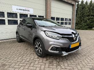 skadebil auto Renault Captur 1.3 TCe Intents Automaat Pano Navi Clima 57447 Km ! 2019/4