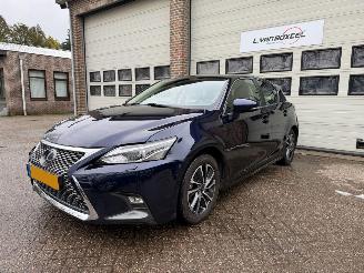 skadebil auto Lexus Ct 200h Ultimate Edition Automaat Navi Clima 82646 Km NAP ! 2021/2