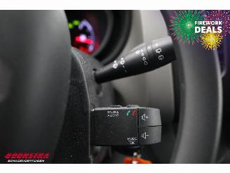 Renault Trafic Passenger 1.6 dCi Expression 9-Persoons Airco Bluetooth picture 12