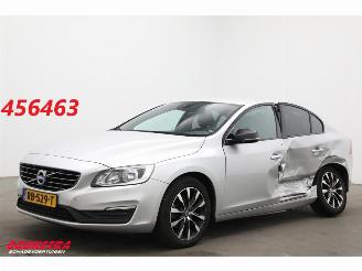 skadebil auto Volvo S-60 1.5 T2 Aut. Kinetic Leder Clima Cruise PDC 107.824 km! 2018/1