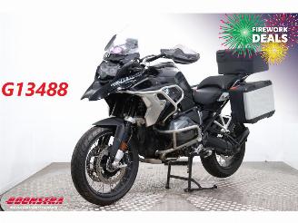 krockskadad bil motor BMW R 1250 GS Triple Black 3X Pakket! 2023/1