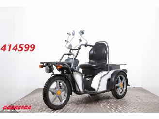 krockskadad bil brommobiel   DXP Wasser 2020/10