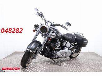 danneggiata motocicli Harley-Davidson  FLSTN Softail Deluxe Vance & Hines 2007/1