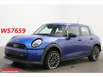 Vaurioauto  passenger cars Mini Cooper 1.5 Aut. C Classic LED Leder HUD SHZ LRHZ Camera 2024/11