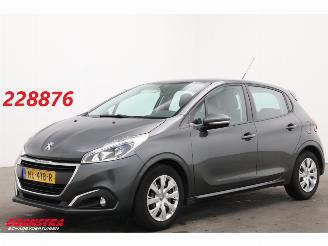Schadeauto Peugeot 208 1.2 PureTech Access Navi Airco Cruise PDC 148.664 km! 2017/3
