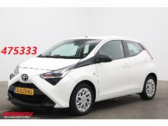 skadebil auto Toyota Aygo 1.0 VVT-i x-play limited Airco Bluetooth Cruise Camera 74.091 km! 2020/3