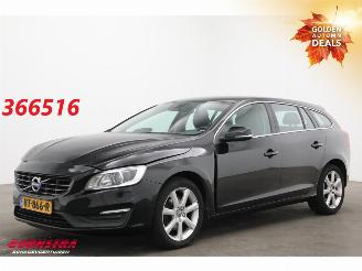 skadebil auto Volvo V-60 1.5 T2 Aut. Polar+ BiXenon Navi Clima Cruise SHZ PDC 152.278 km! 2017/4