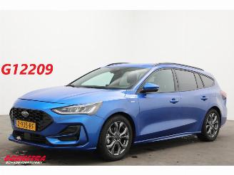 Vaurioauto  passenger cars Ford Focus 1.0 EcoBoost Hybrid ST Line LED Navi Clima Cruise PDC 2024/6