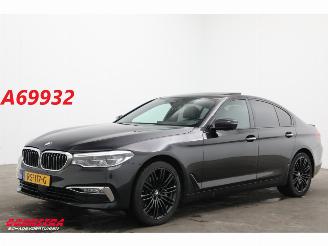 damaged passenger cars BMW 5-serie 530i xDrive Executive Schuifdak Ventilatie Memory ACC HUD 360° H/K 2017/5