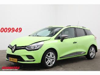 Voiture accidenté Renault Clio Estate 1.5 dCi Ecoleader Zen Navi Airco Cruise PDC AHK 2018/2