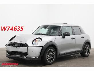 Schadeauto Mini Cooper 1.5 Aut. Classic LED Pano HUD H/K Cruise Camera 2024/12