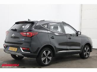 MG ZS EV Luxury 45 kWh ACC Pano Leder Navi Clima Camera picture 3