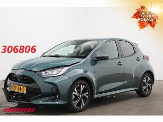 skadebil auto Toyota Yaris 1.5 Hybrid 115 Dynamic LED ACC LRHZ SHZ Camera PDC 3.421 km! 2025/6