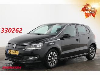 skadebil auto Volkswagen Polo 1.4 TDI BlueMotion Navi Airco Cruise PDC AHK 2015/6
