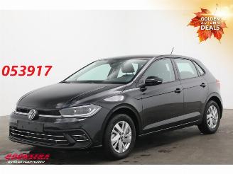 skadebil auto Volkswagen Polo 1.0 TSI DSG Highline LED Apple/Android Camera 1.604 km! 2025/6