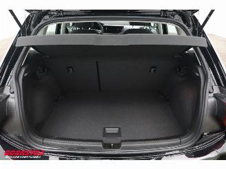 Volkswagen Polo 1.0 TSI DSG Highline LED Apple/Android Camera 1.604 km! picture 23
