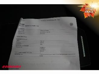 Volkswagen Up! 1.0 5-DRS Bluetooth Airco 28.224 km! picture 16