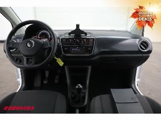 Volkswagen Up! 1.0 5-DRS Bluetooth Airco 28.224 km! picture 10