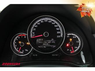 Volkswagen Up! 1.0 5-DRS Bluetooth Airco 28.224 km! picture 15