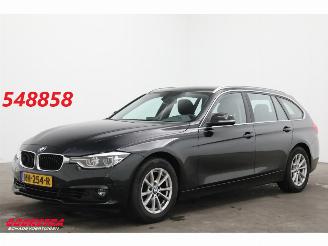 Vaurioauto  passenger cars BMW 3-serie Touring 318i Aut. Corporate LED Navi Clima Cruise PDC AHK 2017/12