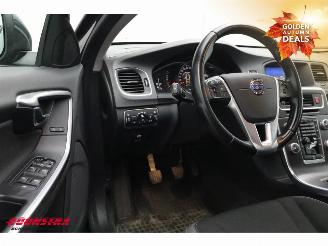 Volvo V-60 1.6 D2 Momentum Schuifdak Navi Clima Cruise PDC AHK picture 23